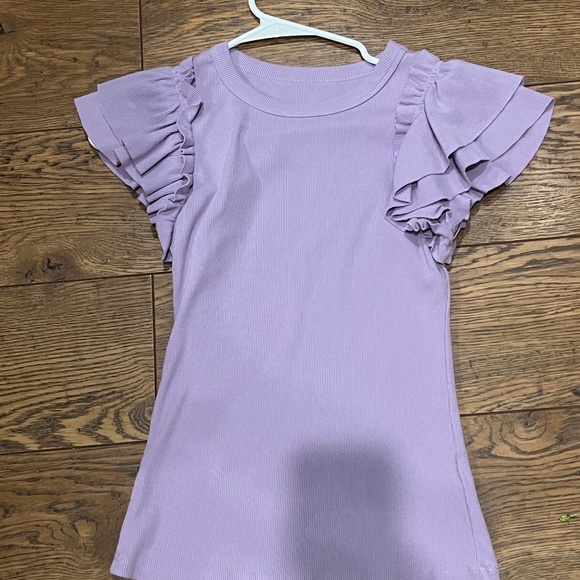 Purple ruffle sleeve top - Picture 1 of 2